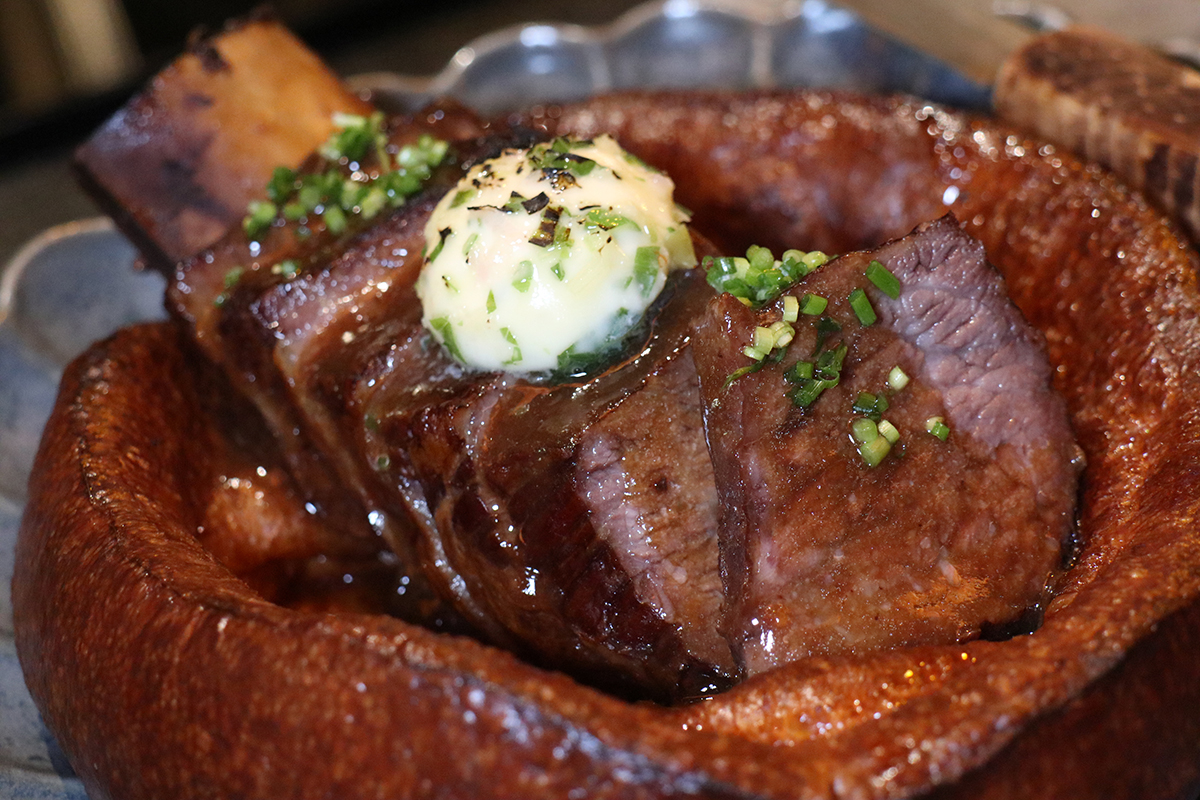 「倉廩」新菜慢烤牛小排倉餅/820元。（示意圖）