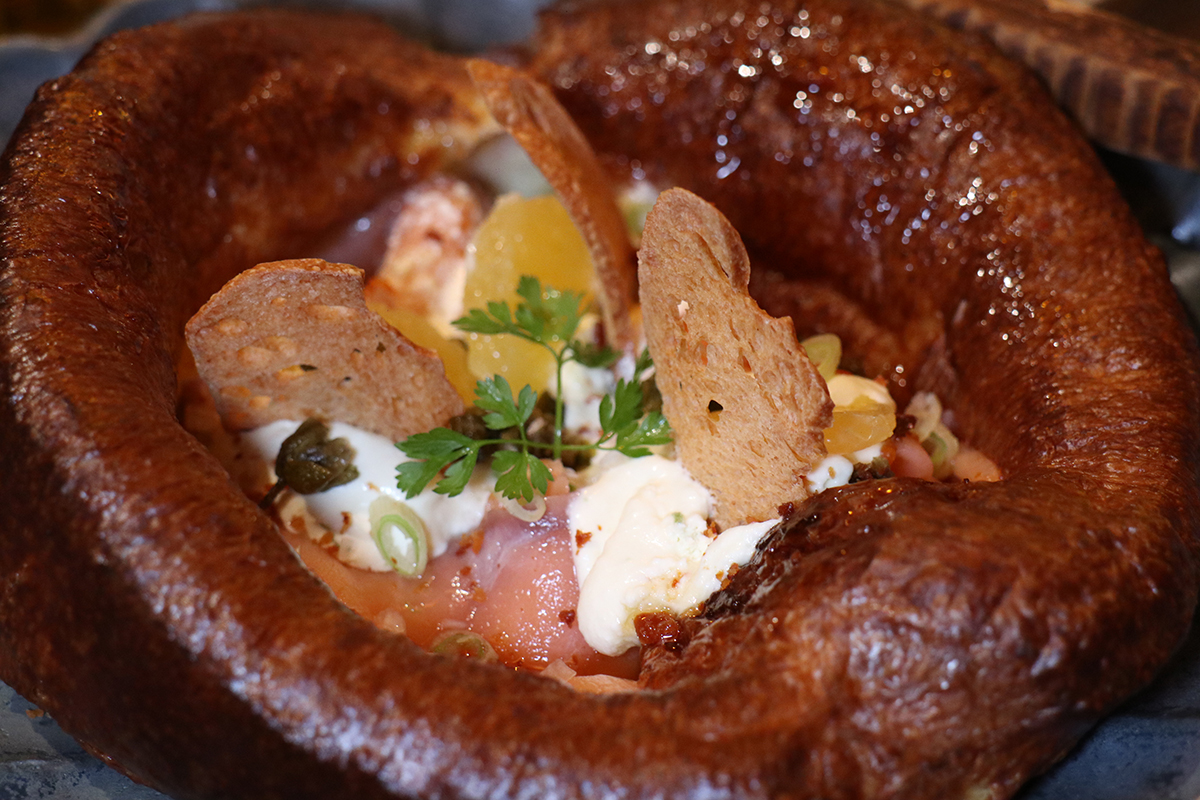 「倉廩」煙燻鮭魚倉餅。（示意圖）