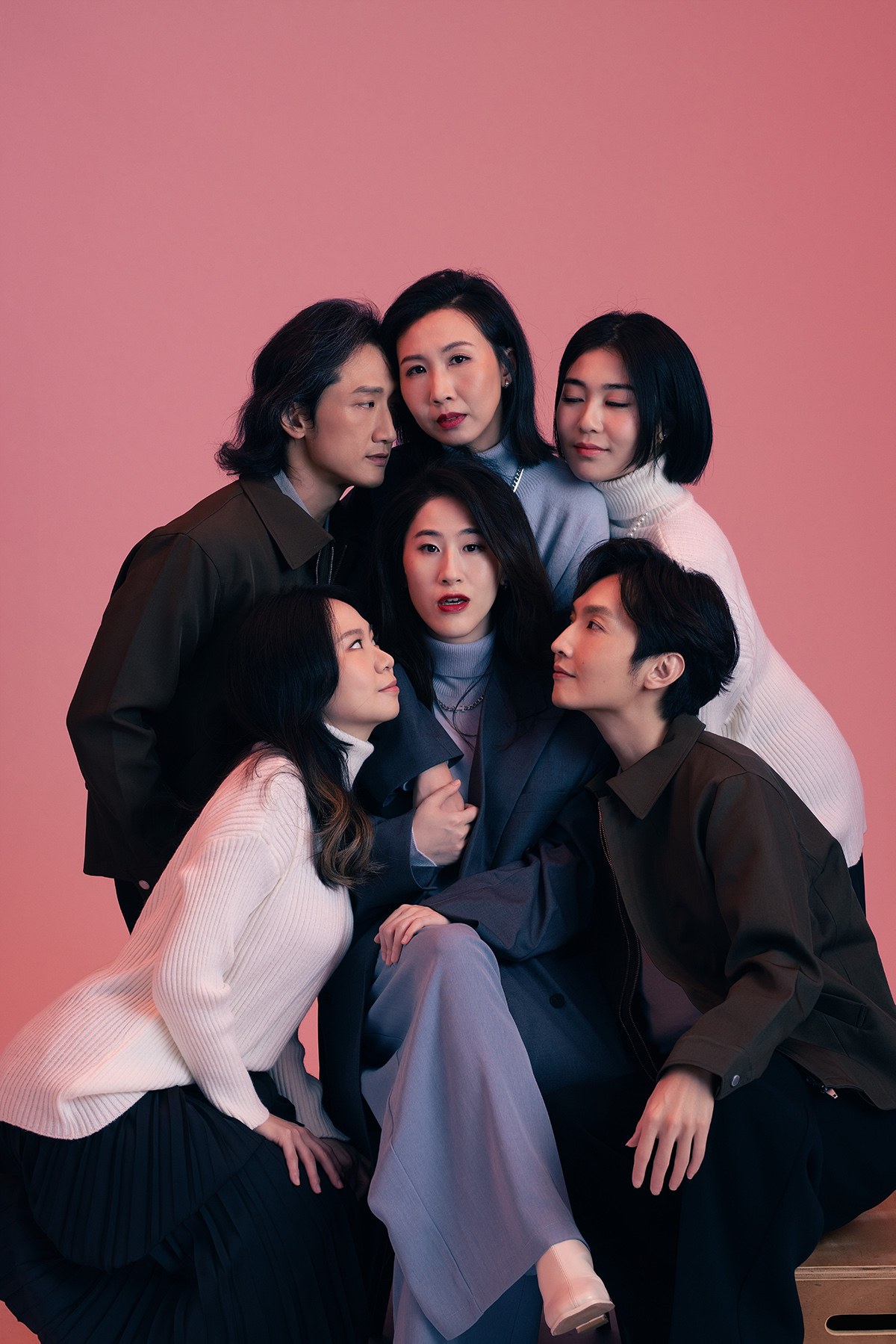 【車勢星聞】王安琪、高英軒、陳妙音、百 白、蕭東意、鄭毓玄，六人合照。