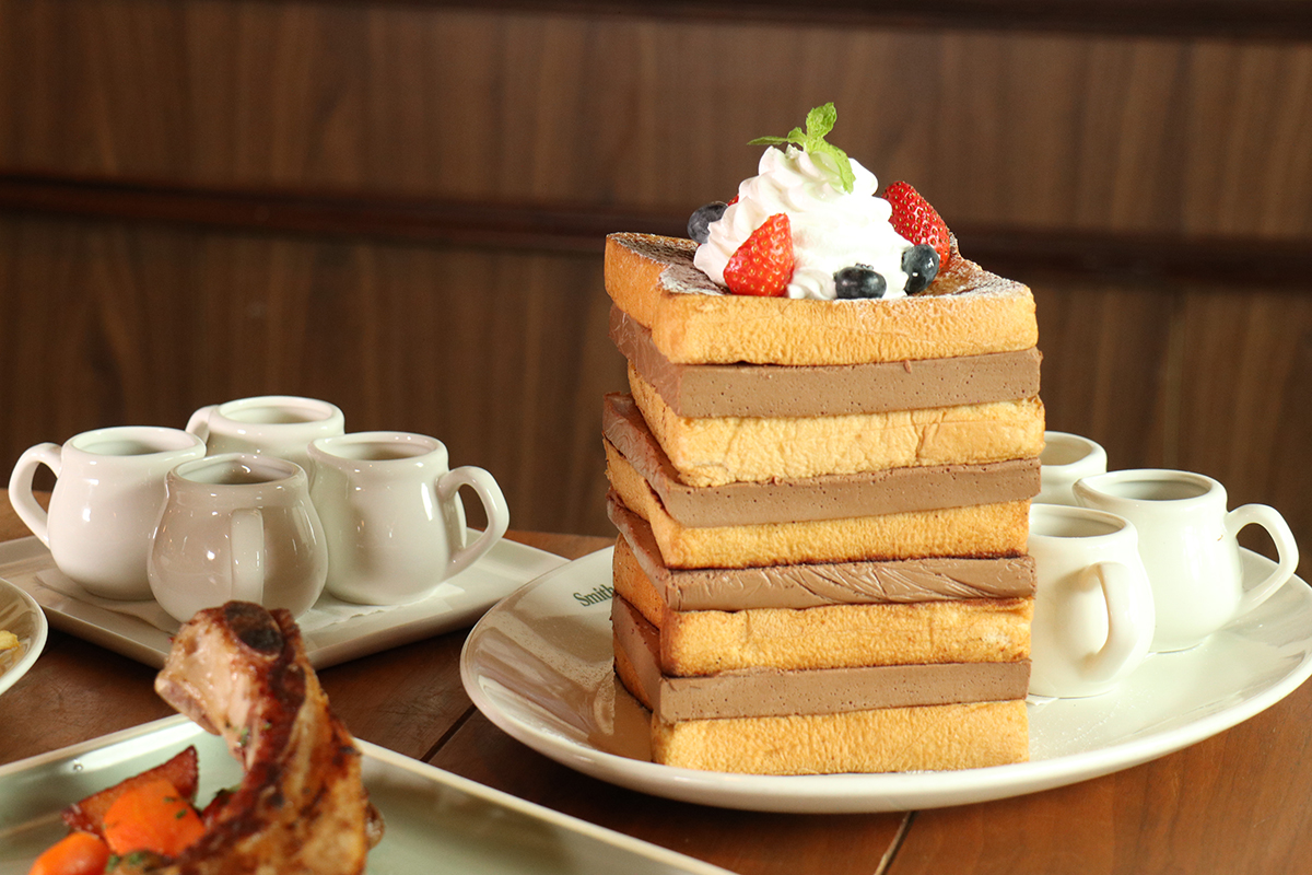 S&W Grill推出巨大法式吐司，還有多款海陸新菜輕鬆吃。（示意圖）