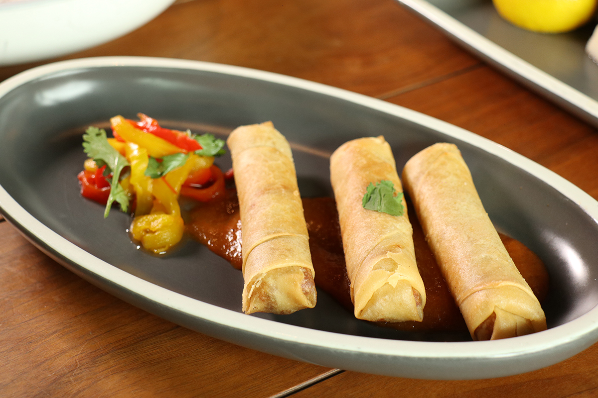 S&W Grill酥脆蟹肉春捲。（示意圖）