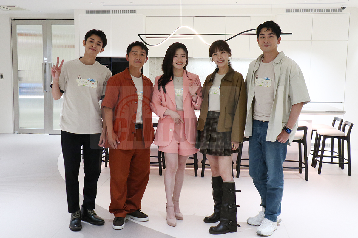 【車勢星聞】楊小黎首任製作人事必躬親。（圖：車勢星聞） 