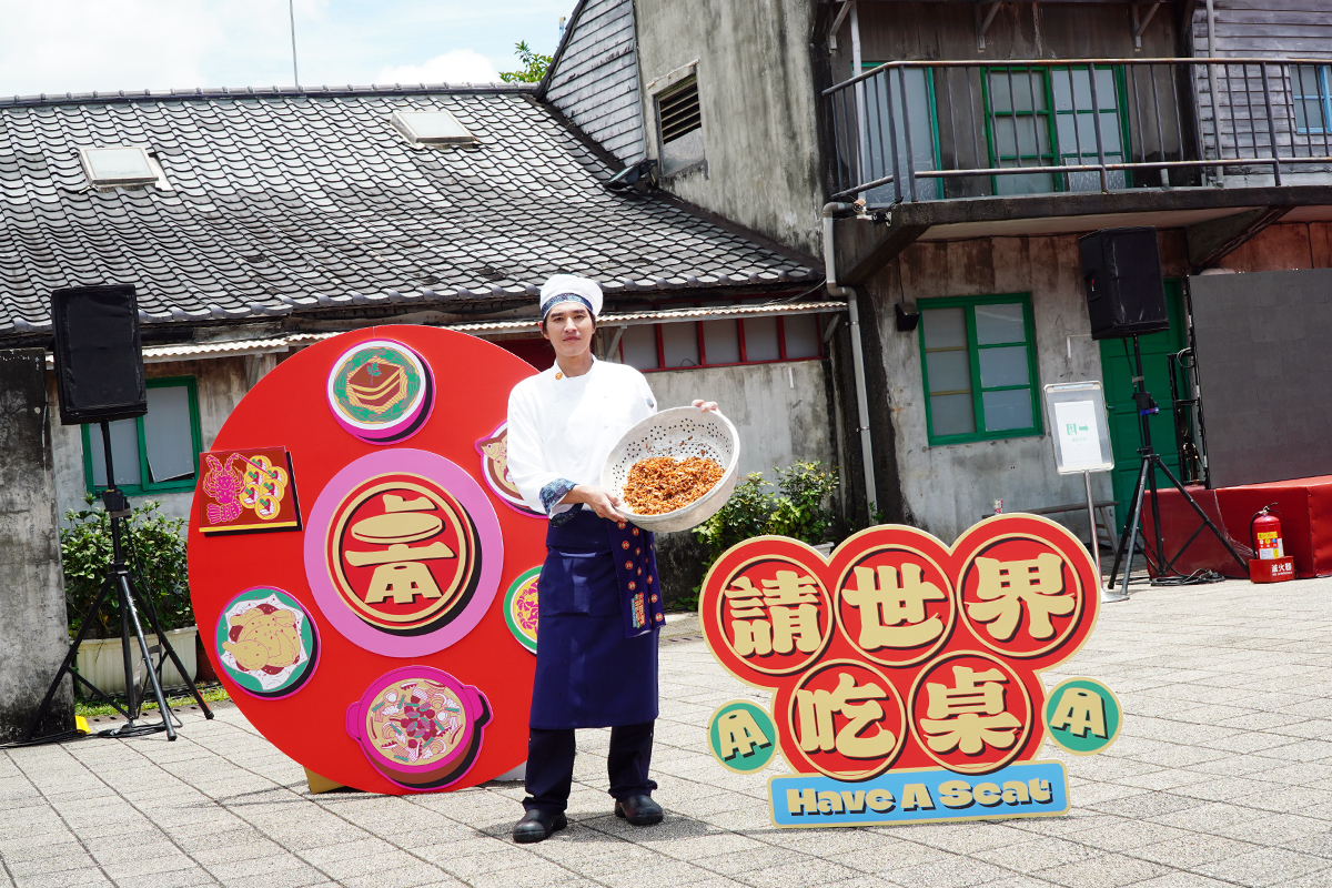 【車勢星聞】藍正龍則因考取廚藝證照後首次真正「學以致用」，覺得全程很像在圓夢。（圖：車勢星聞）