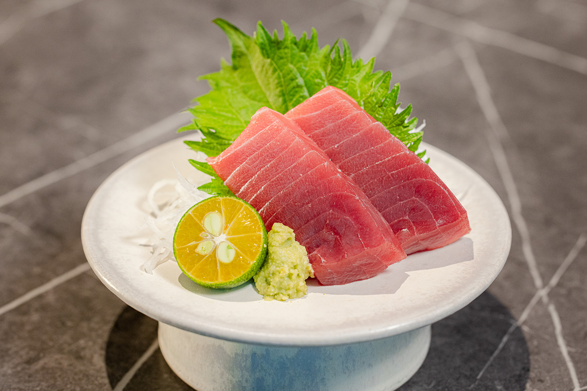 三大品牌推出「黑鮪魚祭」，現流生魚片、炙燒中腹吃到飽。（示意圖：品牌提供）