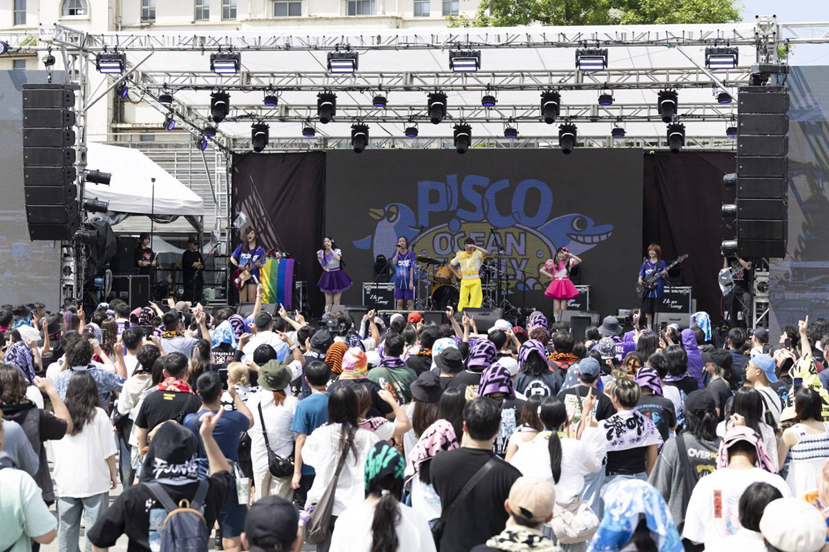 【車勢星聞】 「愛嶼搖滾」音樂祭23日登場，名古屋樂團「Maki」、岐阜樂團「KUZIRA」登場現場熱烈 人氣樂團「血肉果汁機」引樂迷狂熱開圈！(照片提供：三立電視)