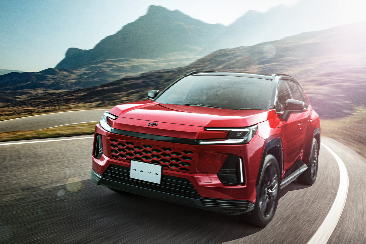 RAV4 PHEV具有329ps最大馬力和e-FOUR四輪驅動系統。