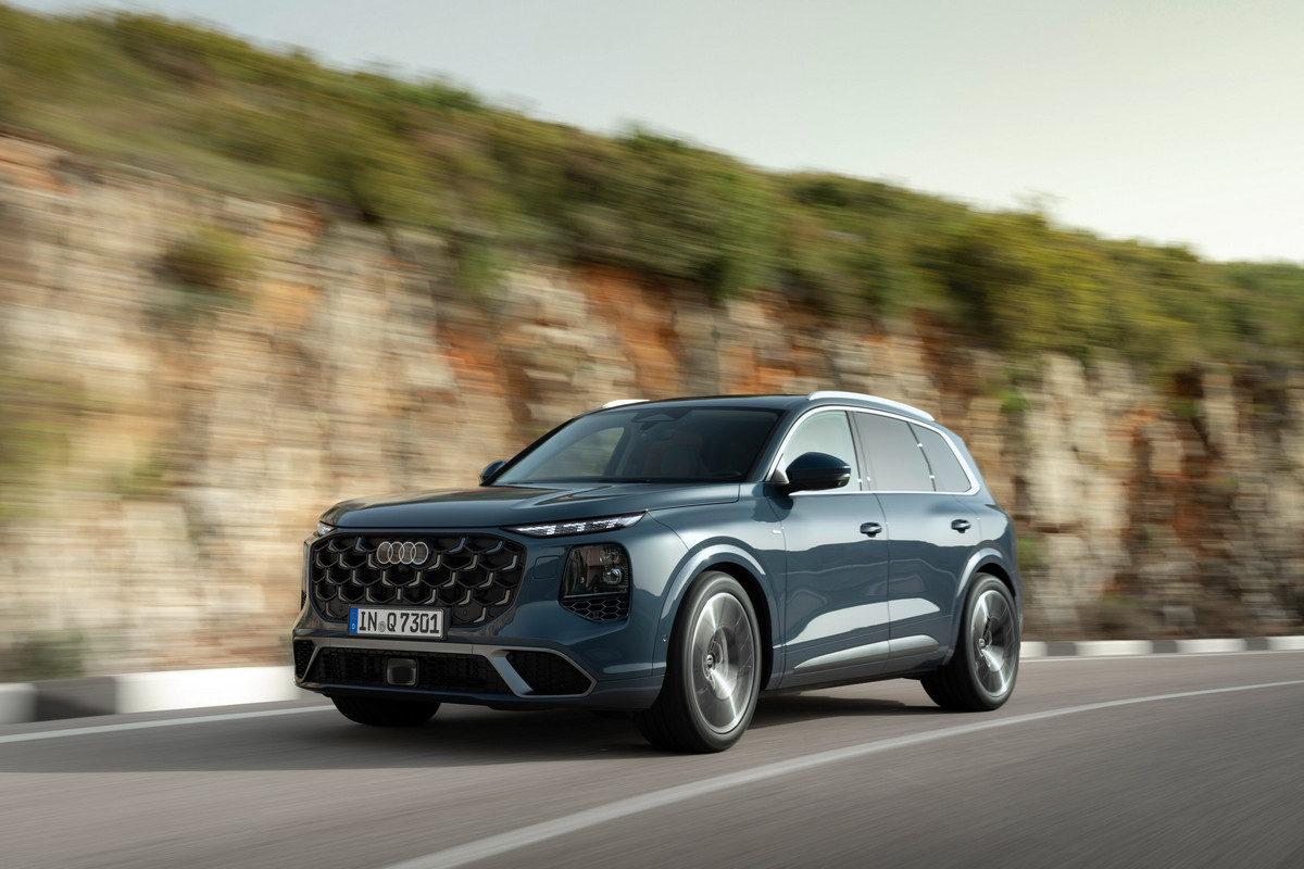 Q7搭載3.0升V6柴油引擎+MHEV輕油電系統，提供245hp/51kgm和299hp/64.2kgm兩種動力輸出。