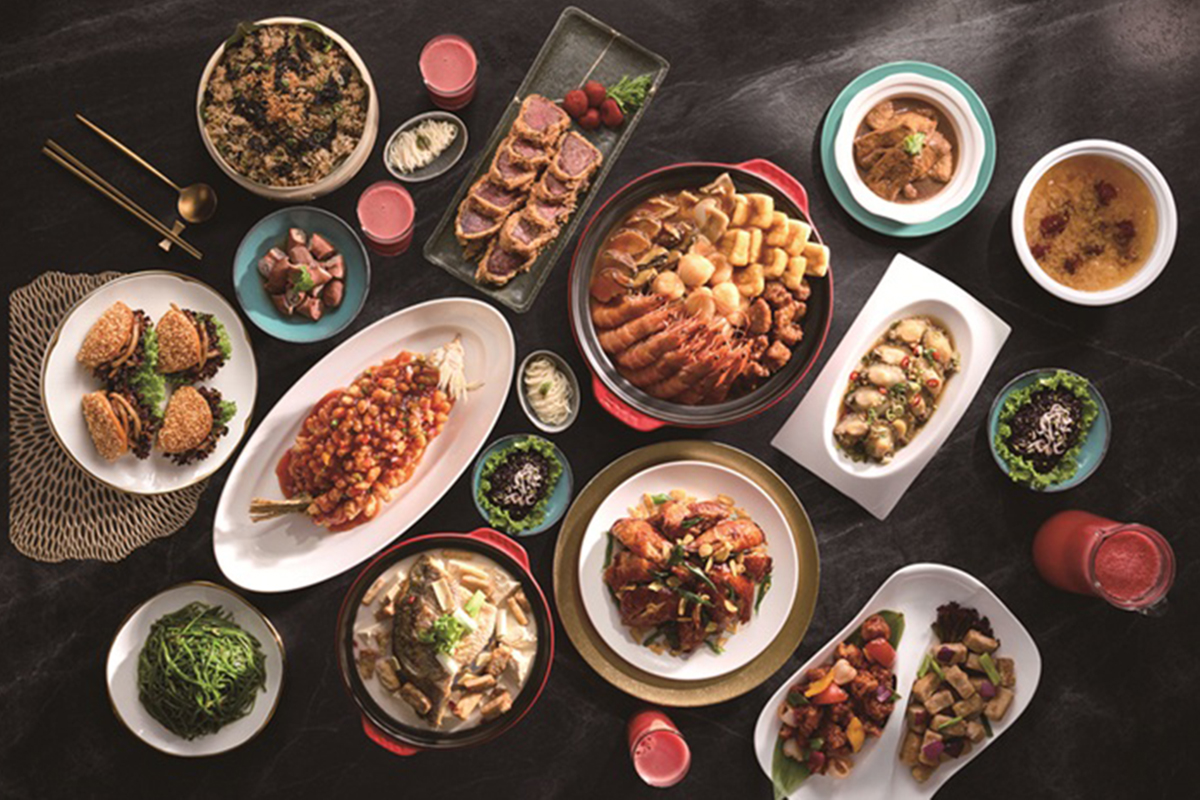 王品中餐畢業季加菜，蒜酥鴨下巴、梅花肉、金絲麥片蝦免費吃。（示意圖：品牌提供）