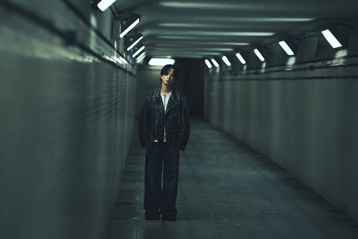 【車勢星聞】邱鋒澤〈 i don't wanna be friends 〉詞曲、MV導演一手包辦。（圖：原音兄弟提供） 