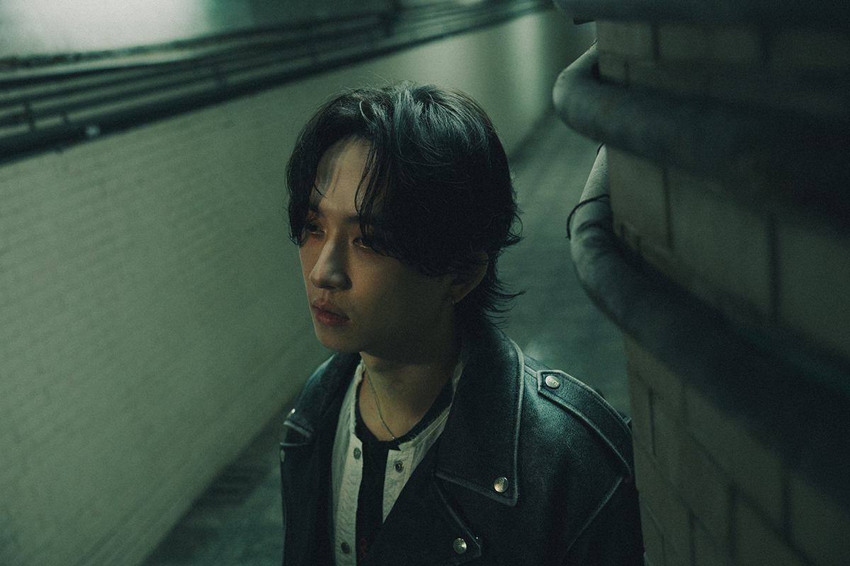 【車勢星聞】邱鋒澤〈 i don't wanna be friends 〉詞曲、MV導演一手包辦。（圖：原音兄弟提供） 