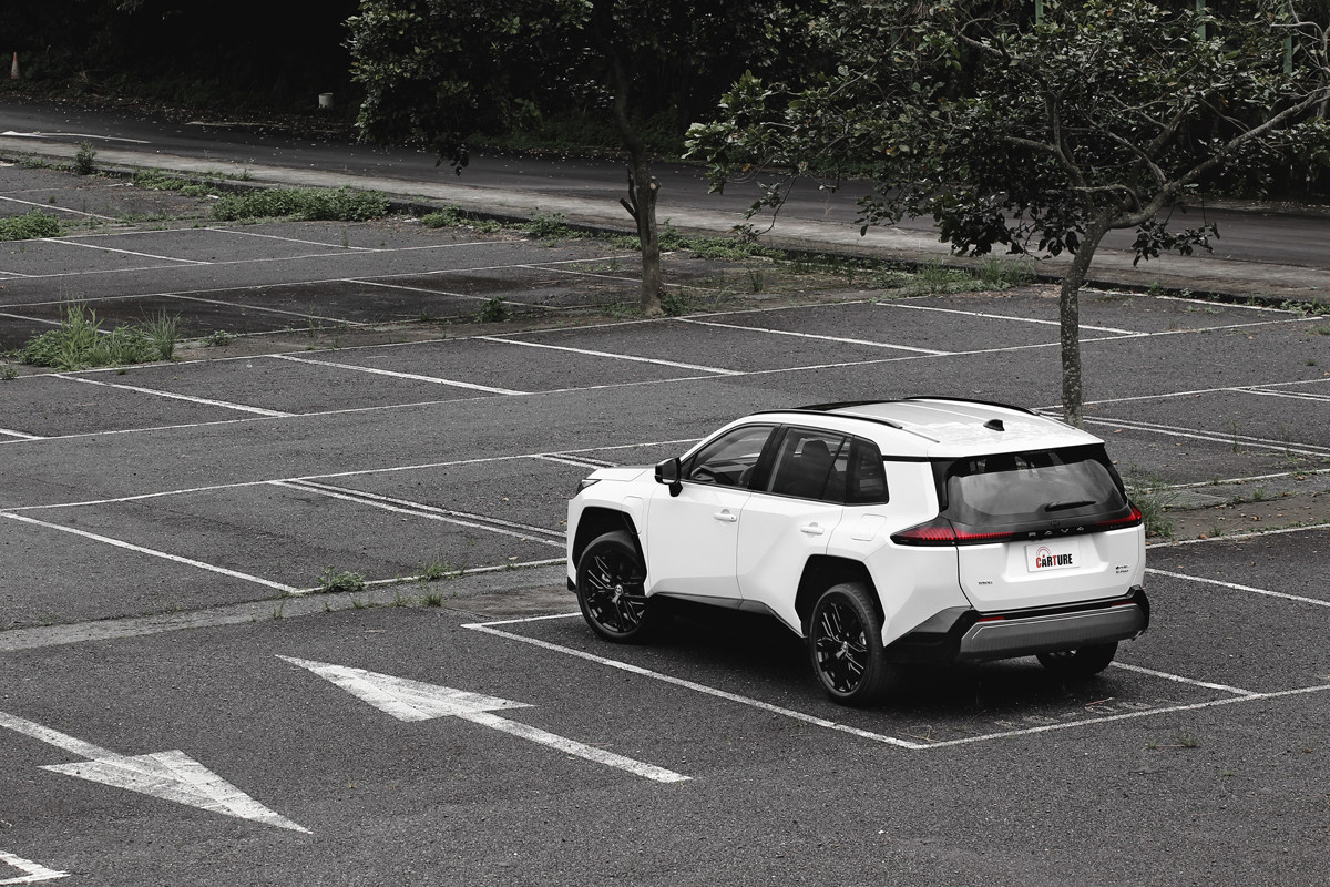 近日Toyota推出149萬元RAV4 PHEV。