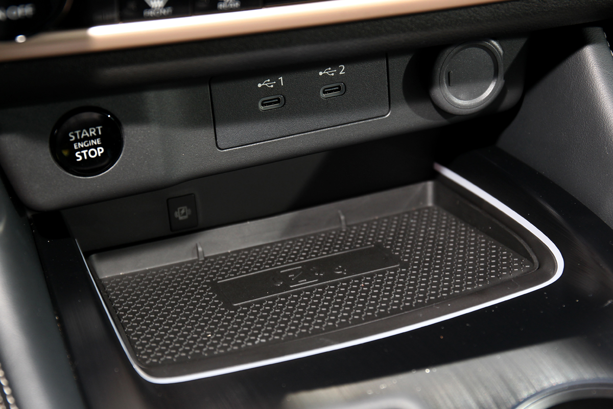 支援無線Apple Carplay/Android Auto當然也要有無線充電。