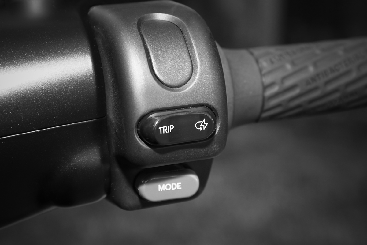 Luna動力模式分為Eco、Comfort與Power，另有提供3段動能回收力道。