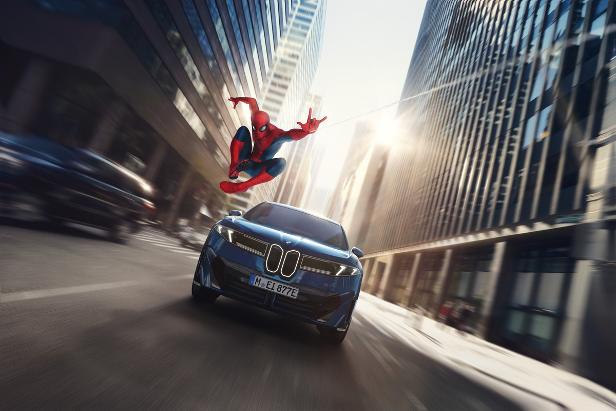  《蜘蛛人：重生日》微劇透，蜘蛛人和BMW iX3攜手對抗反派 