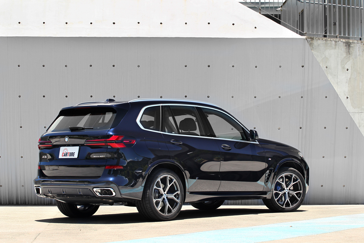 X5 xDrive40i M Sport鉑金版顯見專屬SAV大氣，同時成就雍容奢華典範。