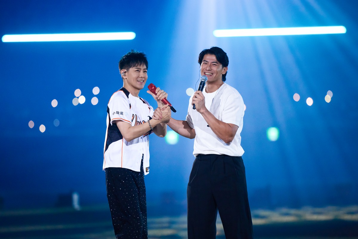 【車勢星聞】林志穎登台北大巨蛋擔任統一獅開球及賽後演出嘉賓與陳傑憲驚喜合唱。（圖：吉米工作室提供）