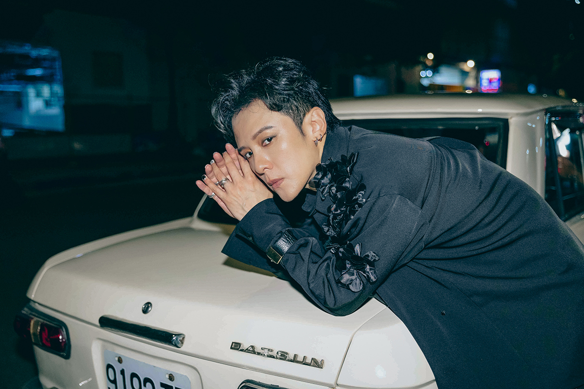 【車勢星聞】金志遙回歸歌手身分推出單曲《你身邊的人不是我》。（圖：心動娛樂提供） 