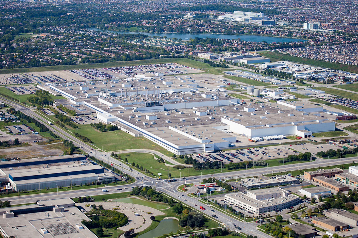 Stellantis加拿大的Brampton工廠,原計畫2024年生產Jeep Compass,但2025年2月卻終止這項計畫,導致Brampton工廠處於閒置狀態。