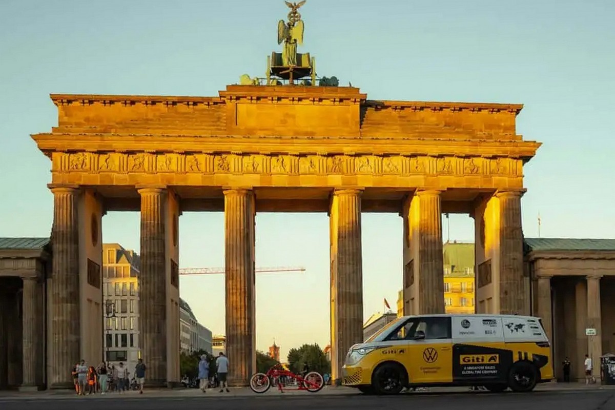 這趟旅途共計行駛99,767公里，期間進行過超過300次的充電，TÜV Nord也ID.Buzz進行檢查，電池健康度還高達95.75%。