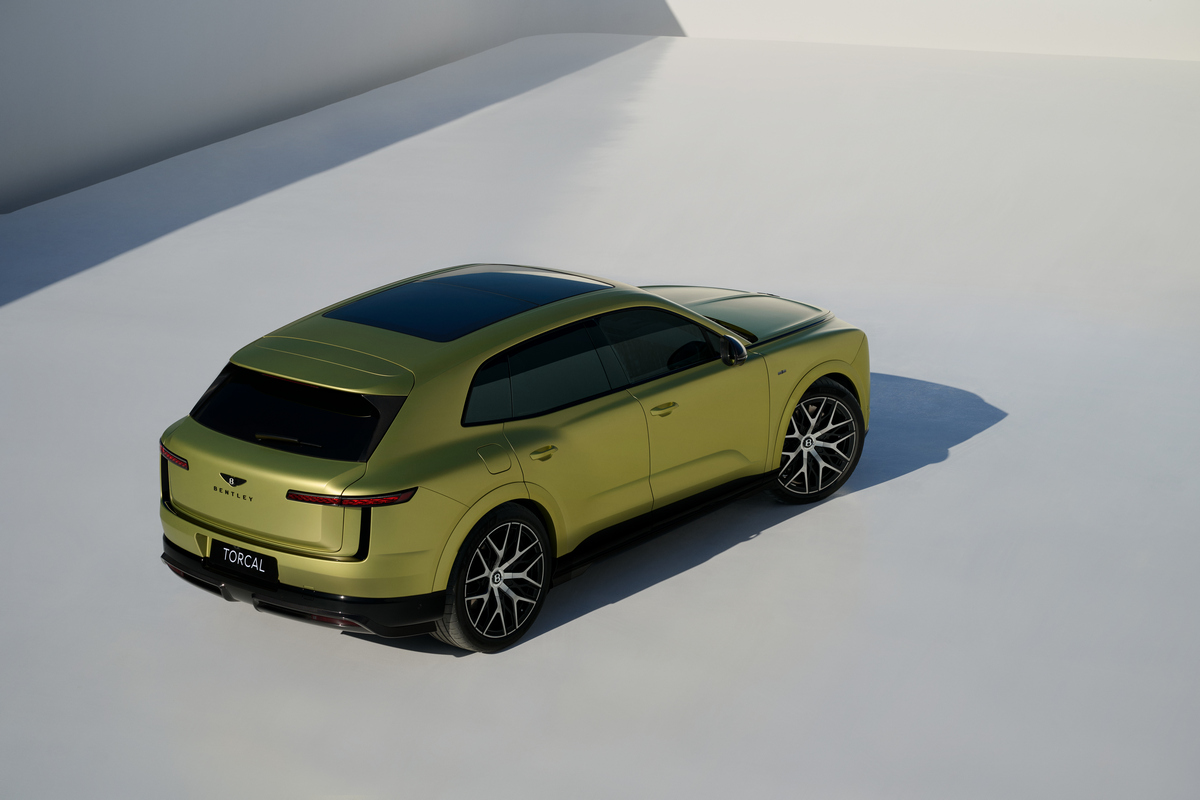 Bentley日前發表品牌首款電動車Torcal。