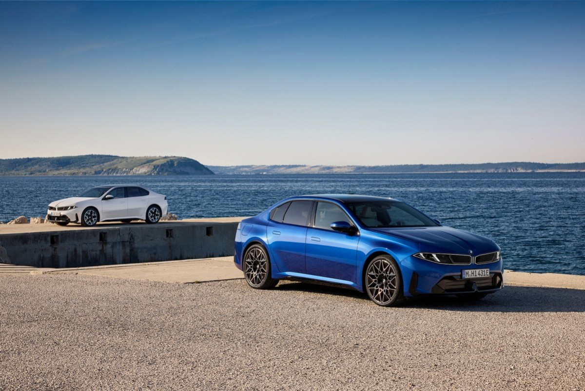 預計1年內BMW還會替3系列追加PHEV車型。