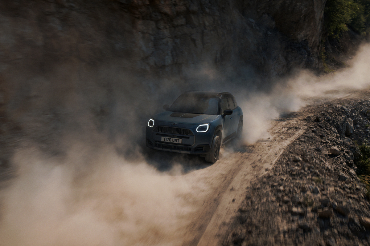 四輪驅動、離地高度增加19mm、全地形輪胎讓Mini Countryman Untamed Edition擁有更好的地形能力。