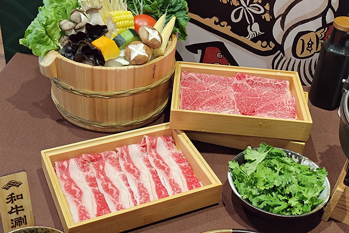 和牛涮香菜吃到飽！秋季限定和牛壽喜燒雙吃開啟味覺挑戰。（示意圖）