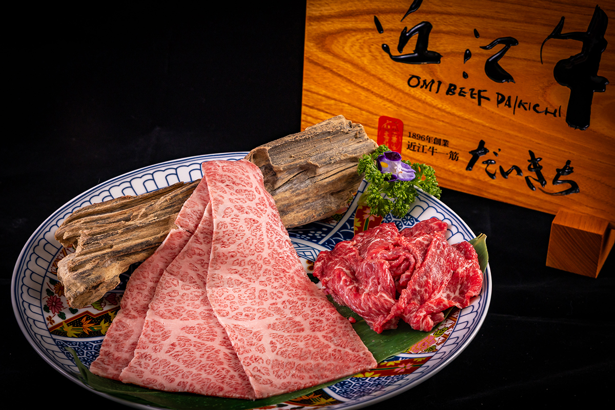 台北橋山「溫體牛壽喜燒」，日本和牛、台灣牛一次滿足。（示意圖：品牌提供）