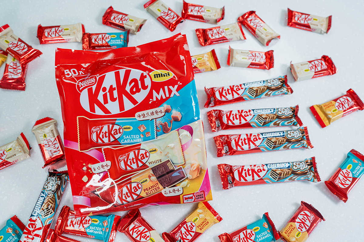 雀巢KitKat推出兩款新品，黑白雙享、迷你威化三種風味限定通路開賣。（示意圖：品牌提供）