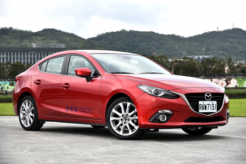 以進口龍強壓國產蛇,Mazda Mazda3想要左右通吃。