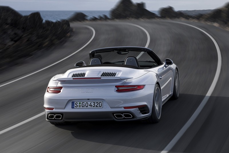 敞篷版本的911 Turbo Cabriolet將同場發表。
