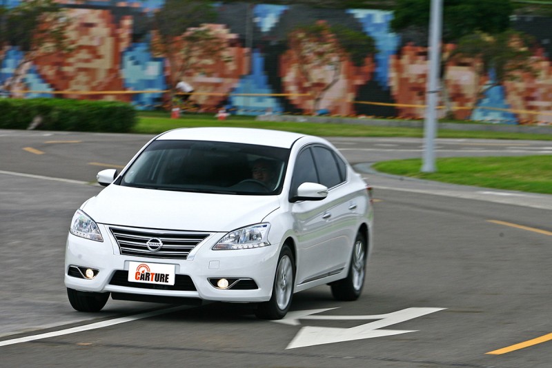 c. Nissan Sentra 1.8