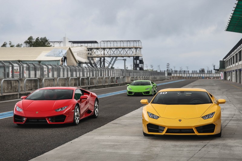 一口氣準備多輛Huracan LP 580-2供媒體試駕,展現主辦單位的誠意與大手筆。