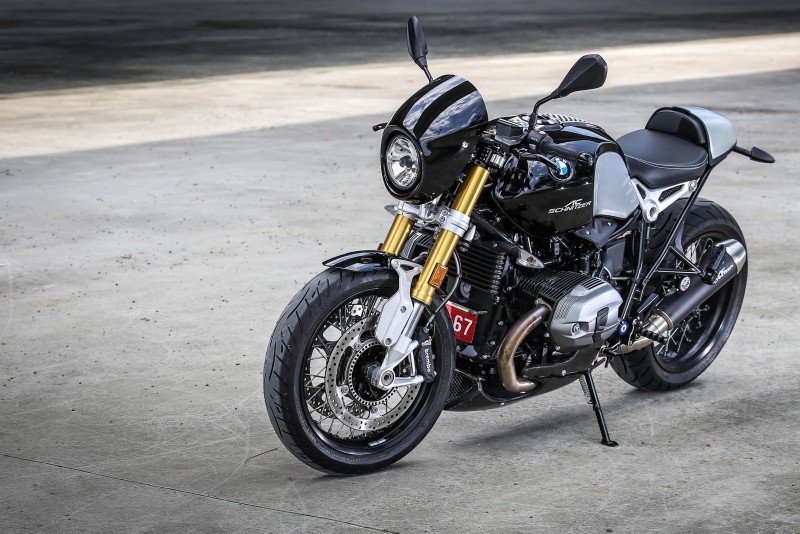 定調為Café Racer,是AC Schnitzer選擇的改裝風格方向。