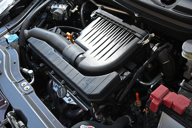 1.2升直列四缸可變汽門正時引擎可輸出93.8hp/6,000rpm最大馬力以及12.03kgm/4800rpm峰值扭力,同時還能成就高達16.0km/L的經濟部能源局歐規平均油耗數據。