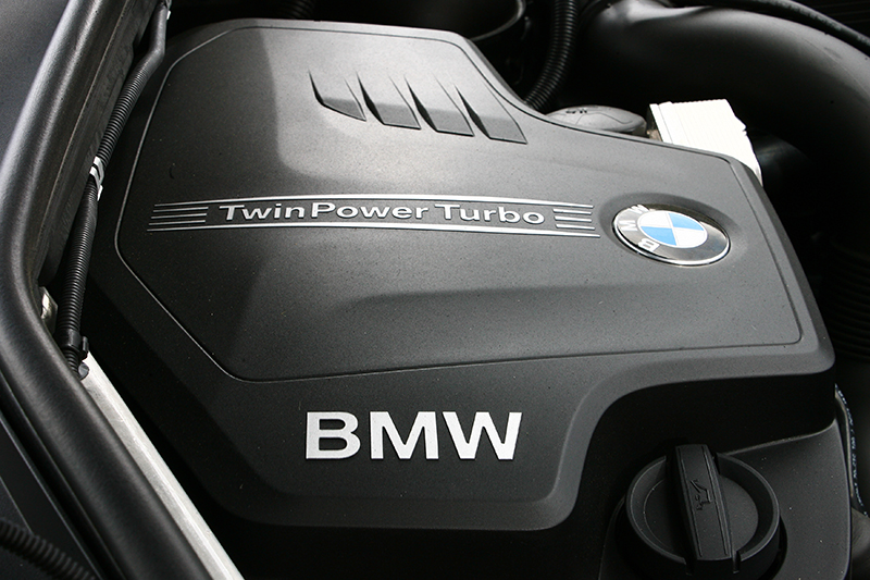 245hp/35.7kgm的輸出數據對比過往不多也不少,但加速則相當輕盈敏銳。