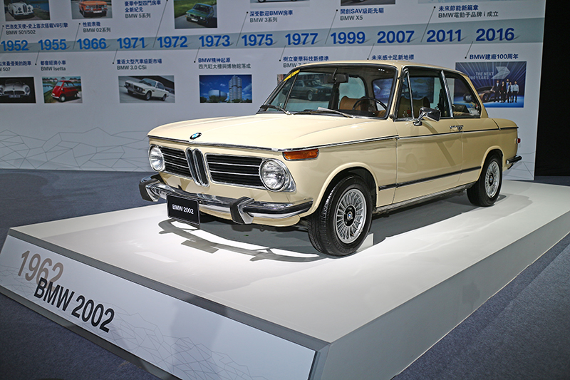 2002已經屬於準殿堂級的經典車款了。