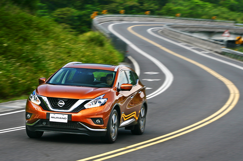 想知道Nissan Murano Hybrid開起來的感覺嗎?接下來的動態試駕篇將詳細剖析之。