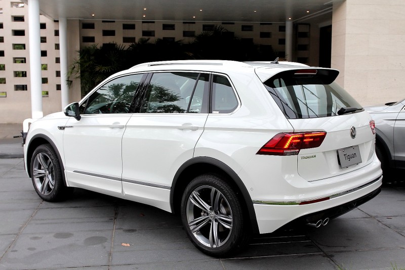 ACC主動式固定車距巡航系統、AEB 前行自動緊急煞車輔助系統、Front Assist 車前碰撞預警系統等新世代主動式安全配備,更列為400 TDI R-Line車型之標準配置