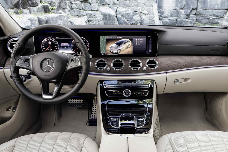 車室內扣除系統等內在外,乍看與一般E-Class沒有太大不同。