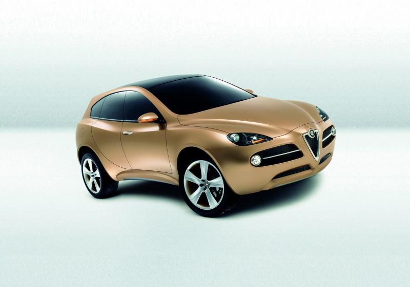 2003年的Kamal概念車輪廓跟Luxgen U7真的好像