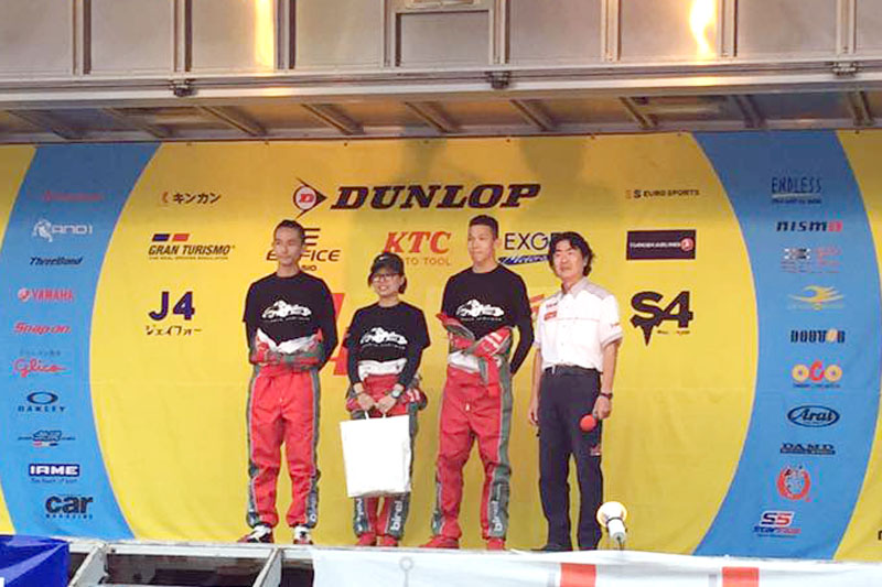 雖然最終成績不盡理想,「TAROKO Racing Team」卻以整齊的服裝獲得「最佳服裝獎」,也算是另類收獲。
