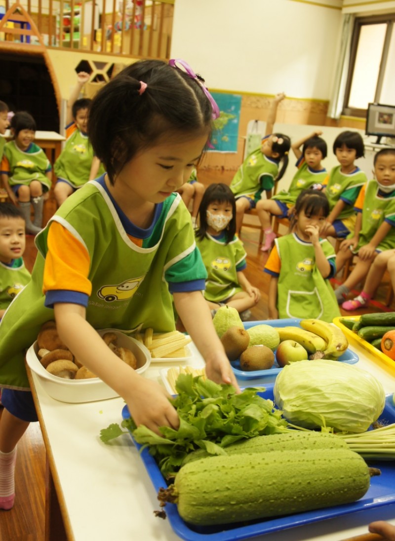 中華汽車幼兒園今年起供應有機蔬菜 讓同仁子女吃的安心