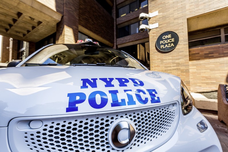 大名鼎鼎的NYPD有機會到紐約真想去參觀一下