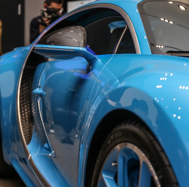 車側弧形線條將進氣柵完美整合於其中。
