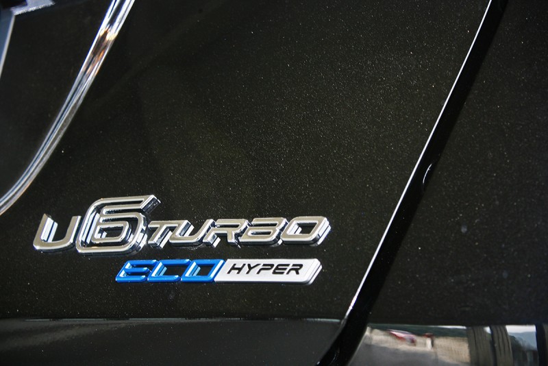 台灣自主品牌Luxgen的當家主力U6 Turbo Eco Hyper也是熱銷榜的常客,表現更是令人耳目一新。