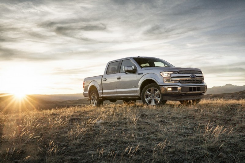 Ford於北美國際車展中展出全新F-150皮卡,導入領先同級的諸多科技,不僅機能更強大,也更加強悍、智慧。