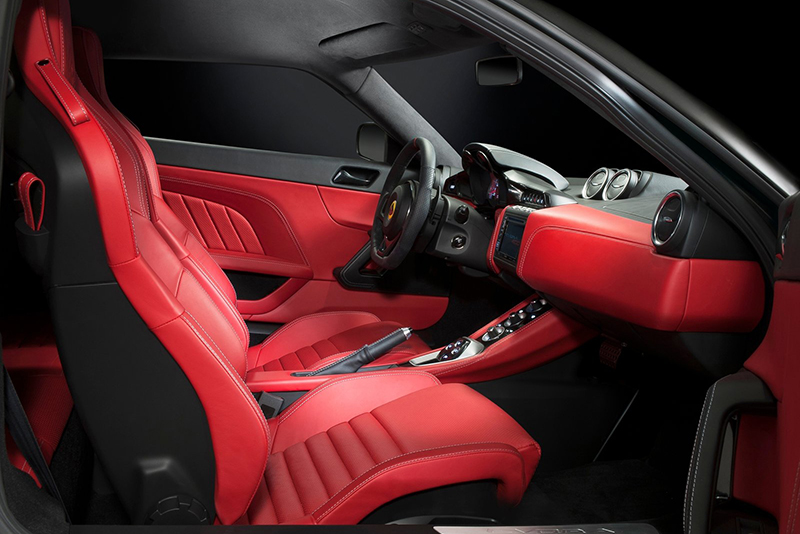 允文允武的Evora 400,0-100km/h加速4.2秒,極速高達300km/h。