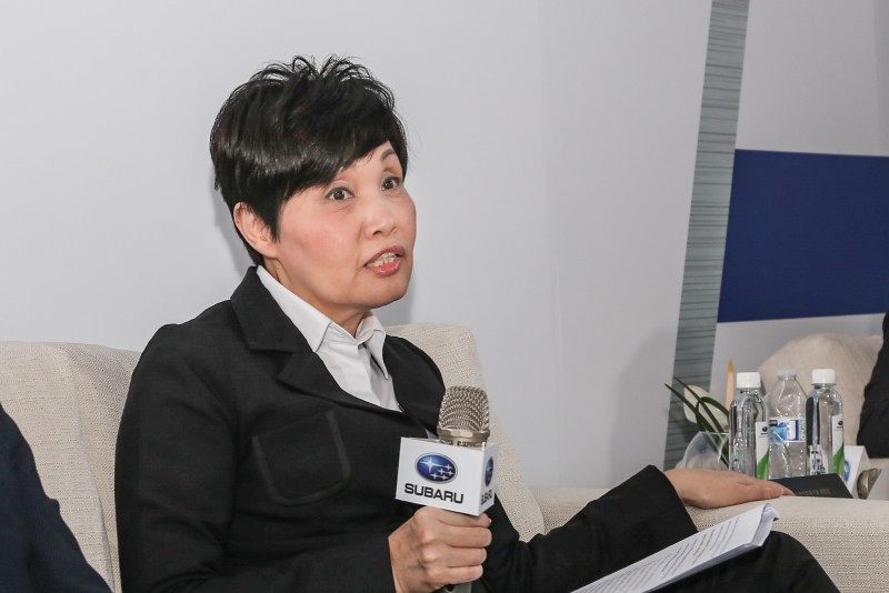 意美汽車方淑霞總經理針對年度銷量與後勤服務維修體系議題表示計畫與目標。