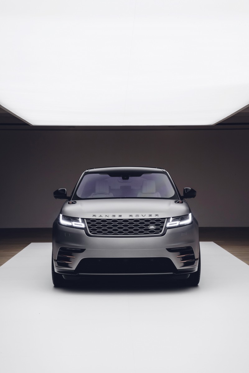 New Range Rover Velar 開創 Range Rover Evoque 與 Range Rover Sport 間嶄新級距。